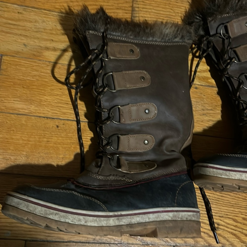 Winter boots